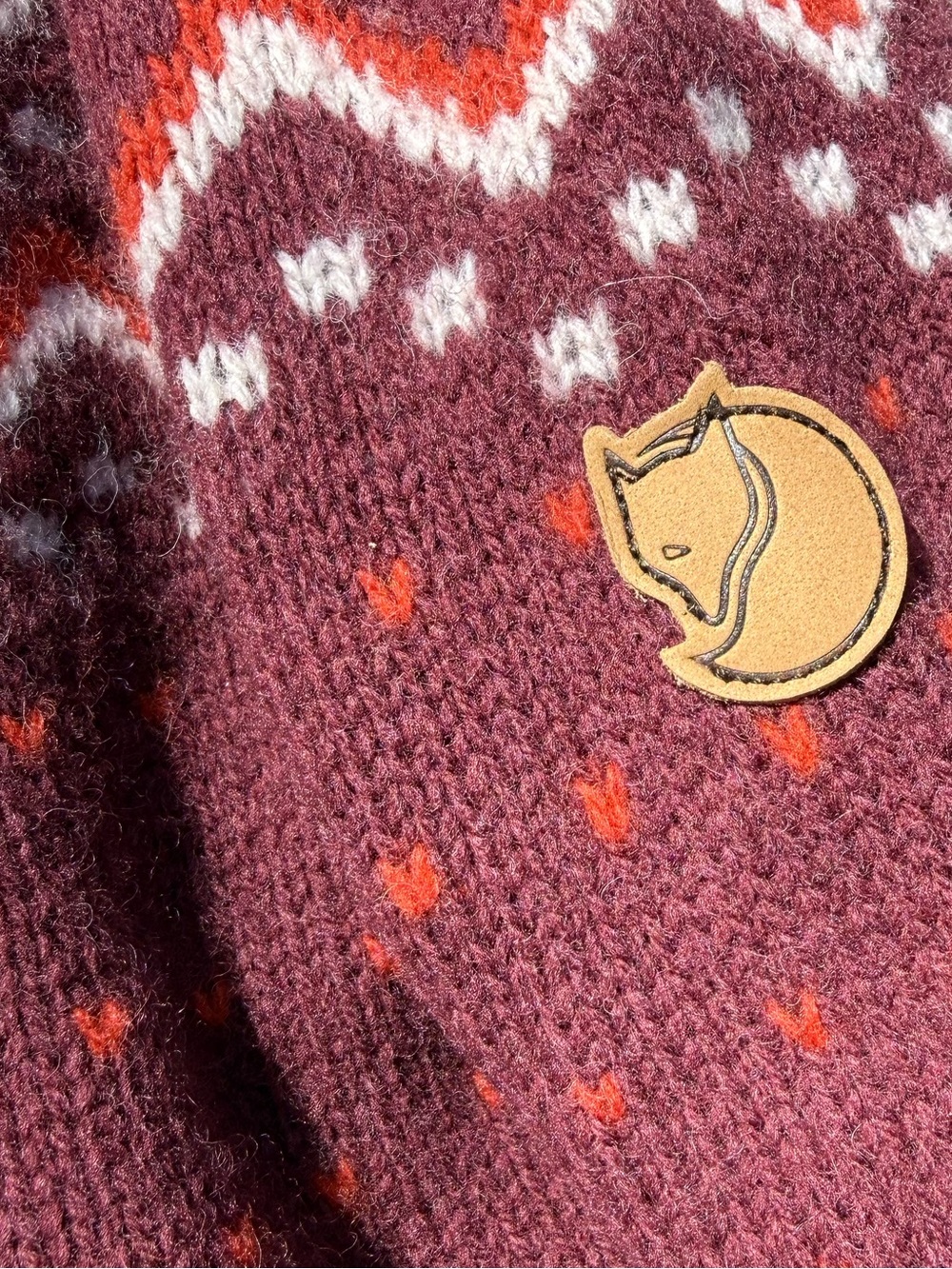 NEW🦊Fjällräven Övik Knit Sweater Dark Garnet $185 100% wool - Picture 4 of 6